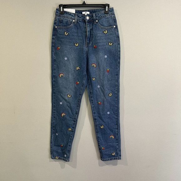 NWT BP Boho Denim Mom Jeans with Iron-On Patches (26) - Picture 2 of 7